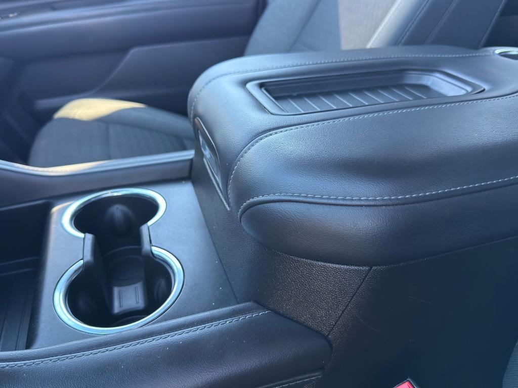 used 2022 GMC Yukon car, priced at $39,900