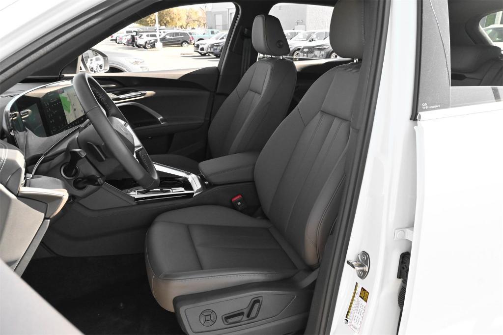 used 2025 Audi Q5 car, priced at $50,500