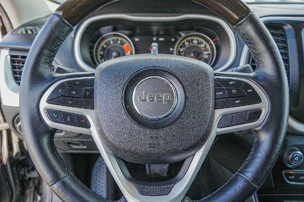 used 2018 Jeep Cherokee car, priced at $19,861