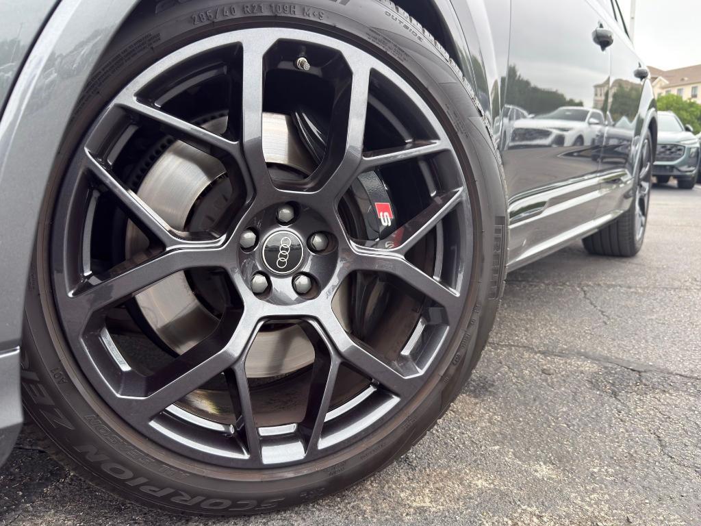 used 2025 Audi SQ7 car, priced at $91,539
