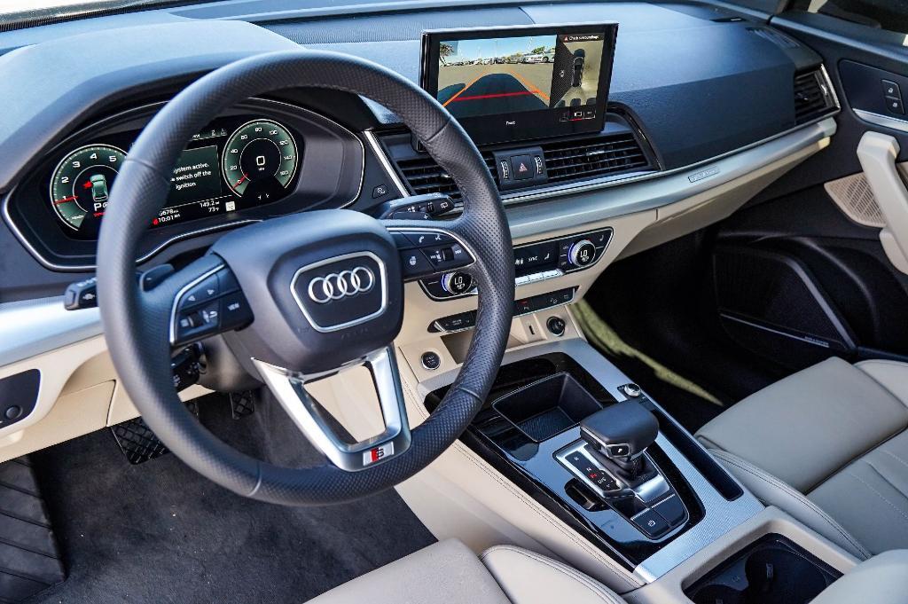 used 2025 Audi Q5 car, priced at $52,366