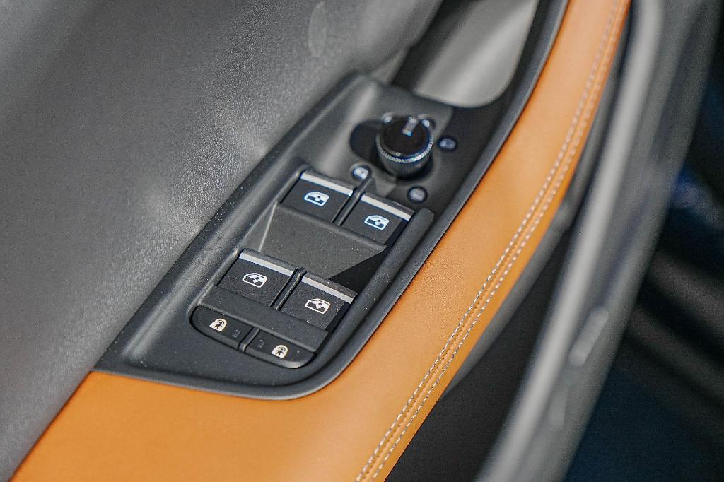 new 2026 Audi Q7 car, priced at $83,311