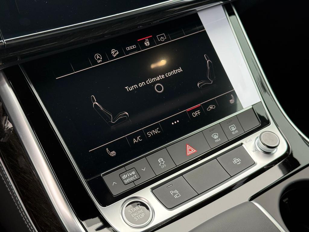 new 2026 Audi Q7 car, priced at $65,081