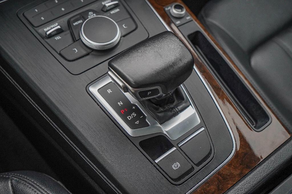 used 2020 Audi Q5 car, priced at $16,237