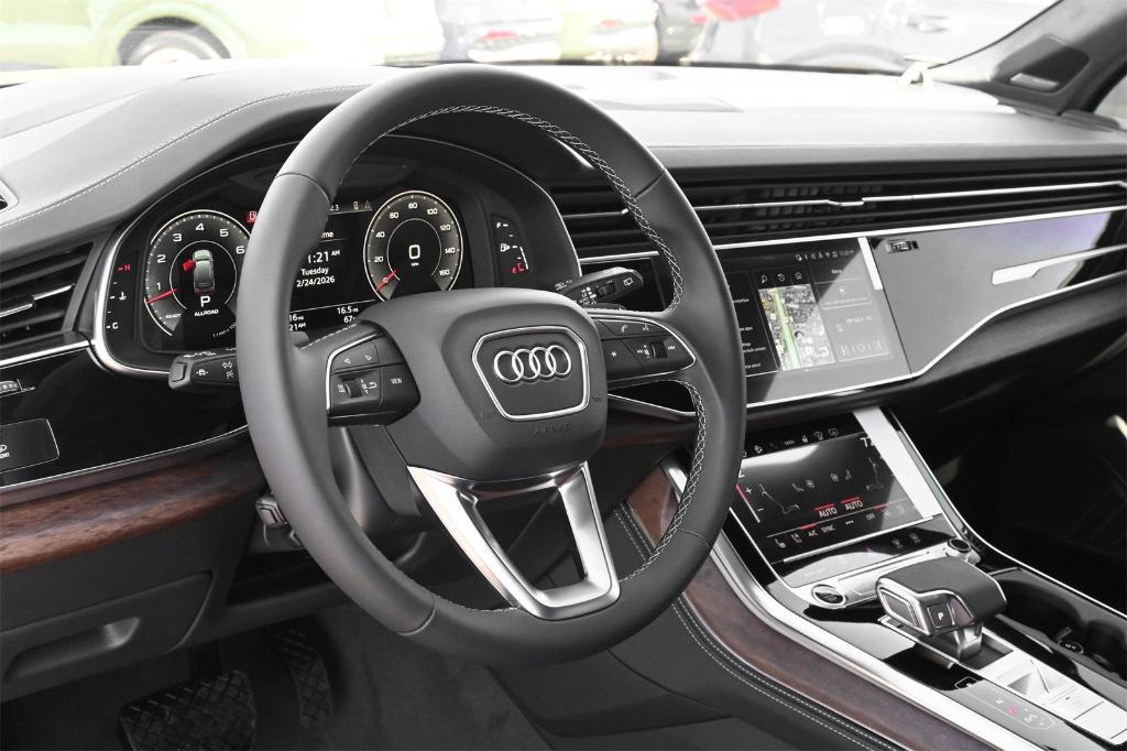 new 2026 Audi Q7 car, priced at $79,027