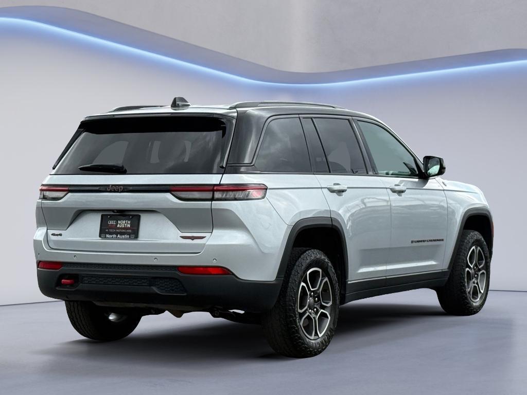 used 2022 Jeep Grand Cherokee car, priced at $32,995
