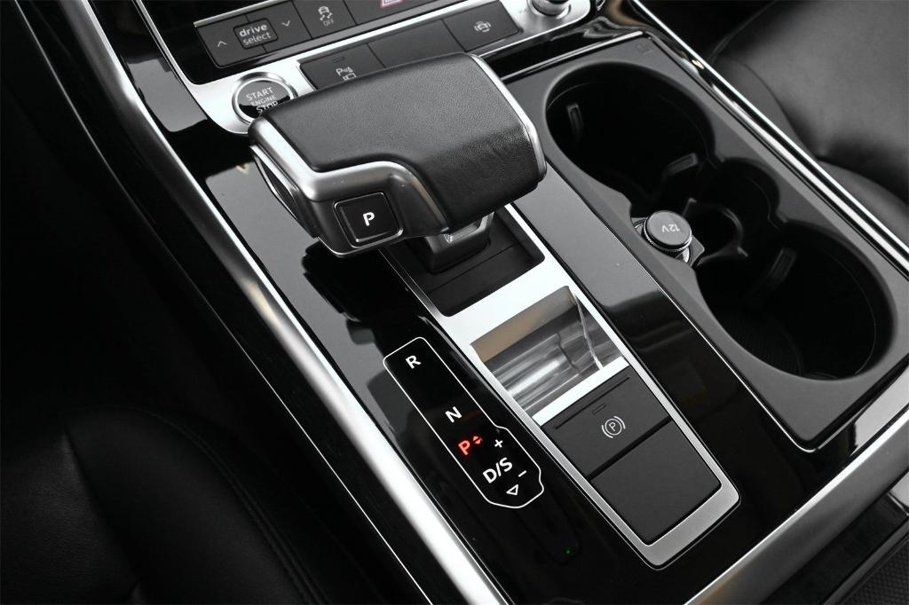 used 2022 Audi Q7 car, priced at $33,005