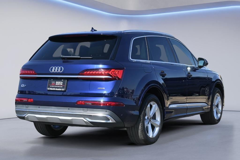 used 2022 Audi Q7 car, priced at $33,005