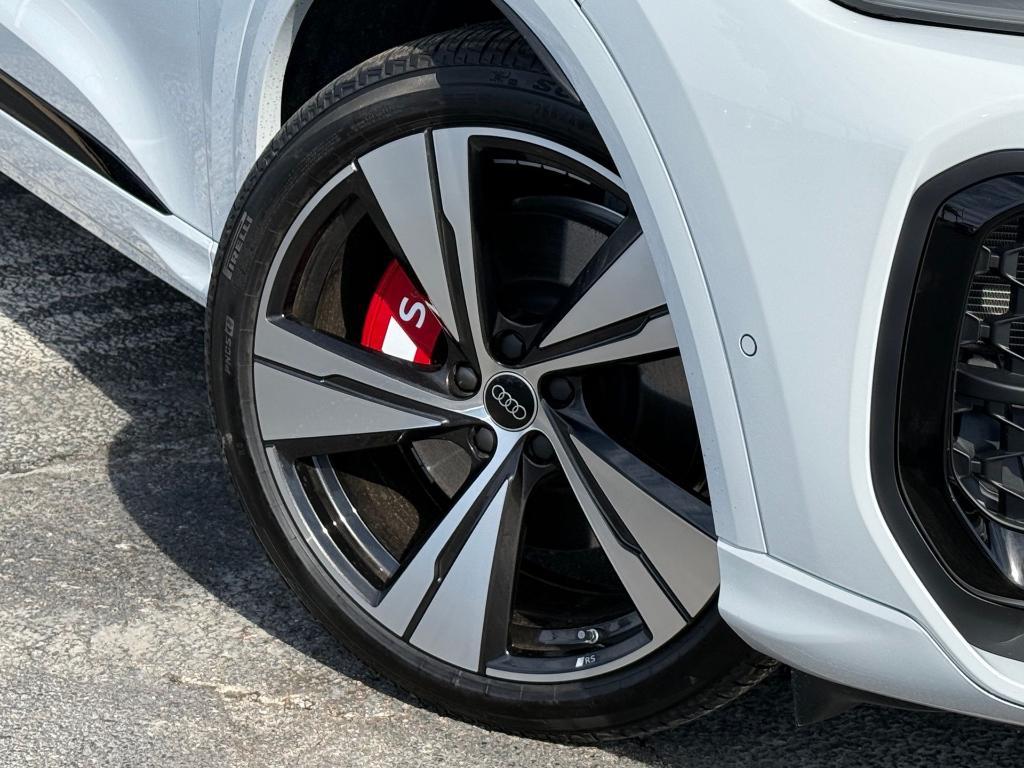 new 2025 Audi SQ5 car, priced at $73,035