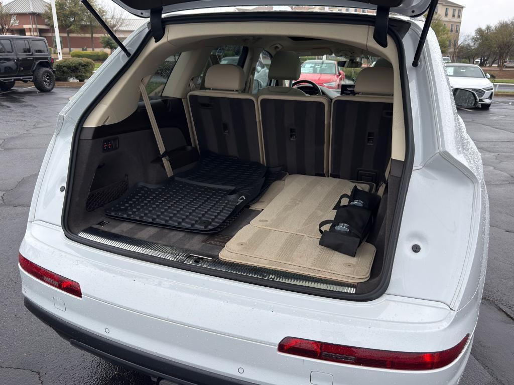 used 2019 Audi Q7 car, priced at $21,775