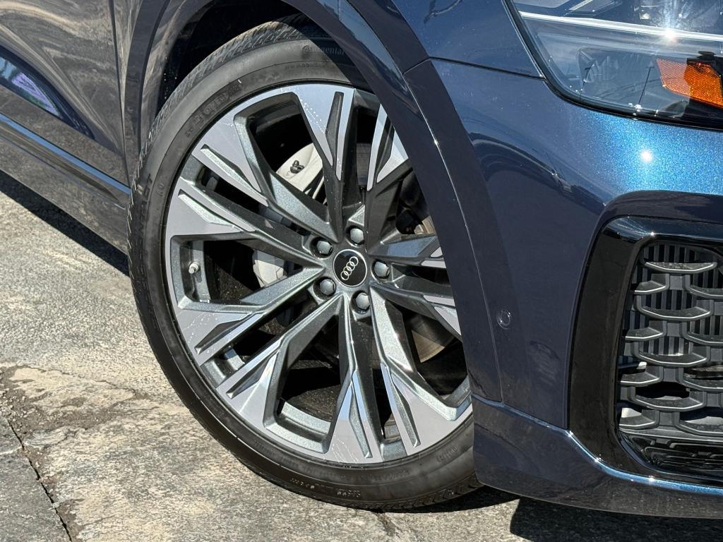 new 2026 Audi Q8 car, priced at $79,502