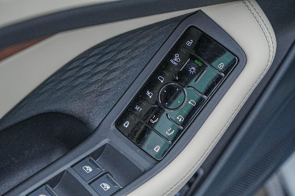 new 2026 Audi A6 car, priced at $70,306