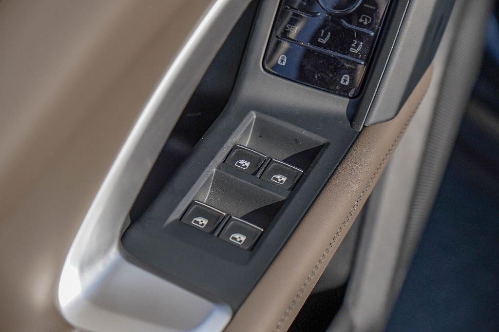 new 2025 Audi Q5 car, priced at $53,818