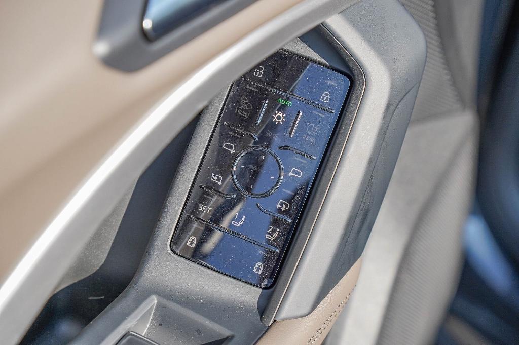 new 2025 Audi Q5 car, priced at $53,818