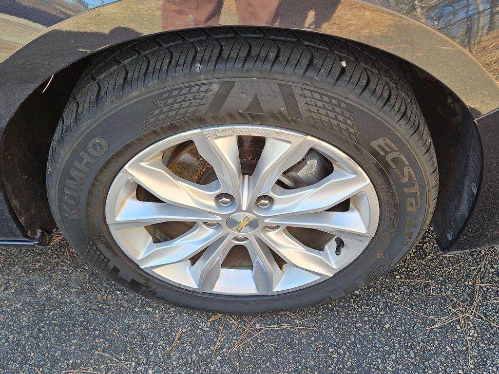 used 2023 Chevrolet Malibu car, priced at $16,720