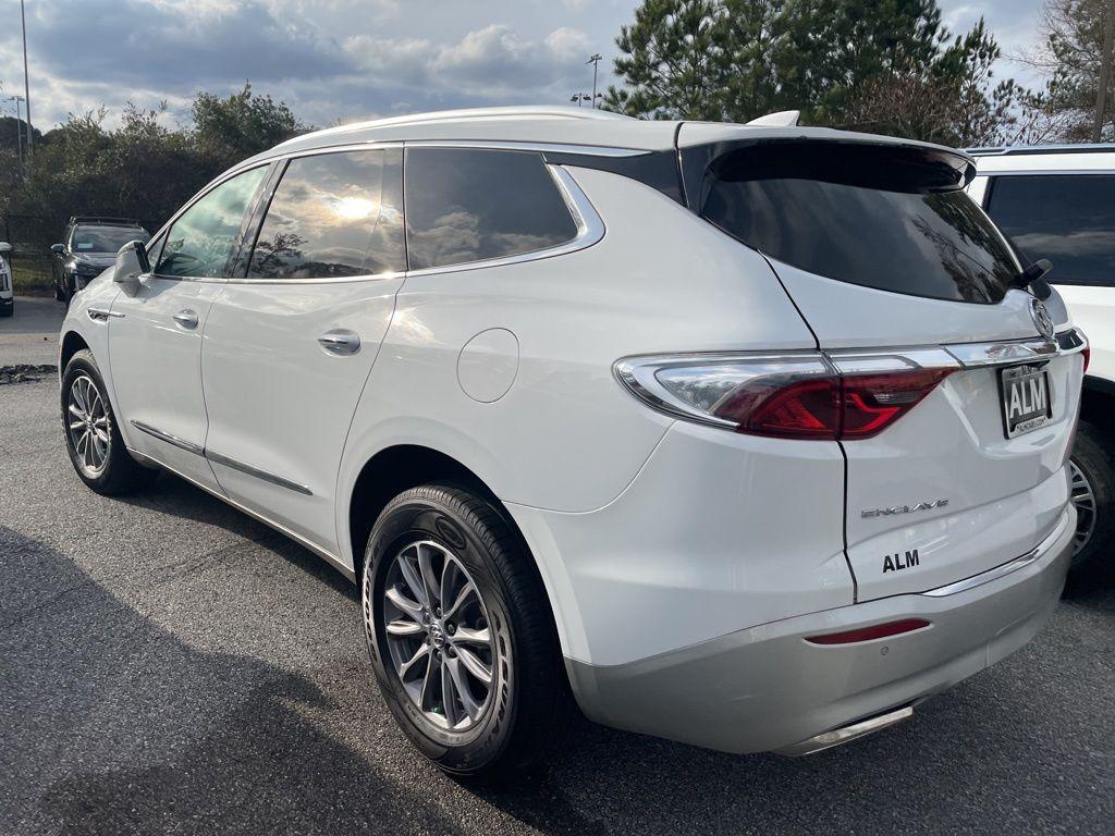 used 2024 Buick Enclave car, priced at $26,420