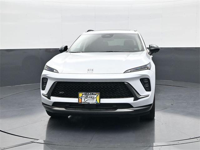 new 2025 Buick Envision car, priced at $40,311