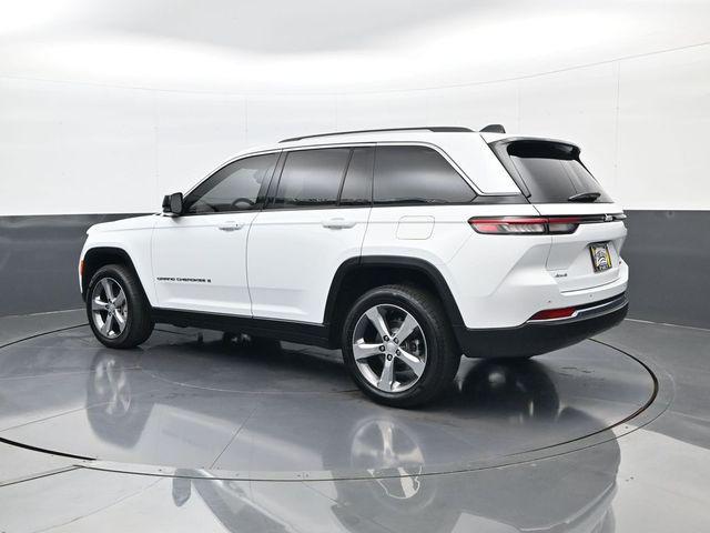 used 2022 Jeep Grand Cherokee car, priced at $23,900
