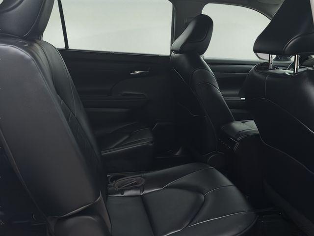 used 2023 Toyota Highlander car, priced at $39,487