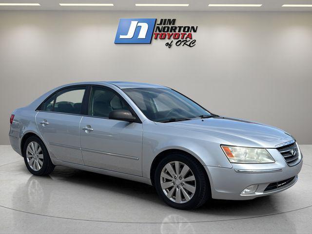 used 2009 Hyundai Sonata car, priced at $6,487
