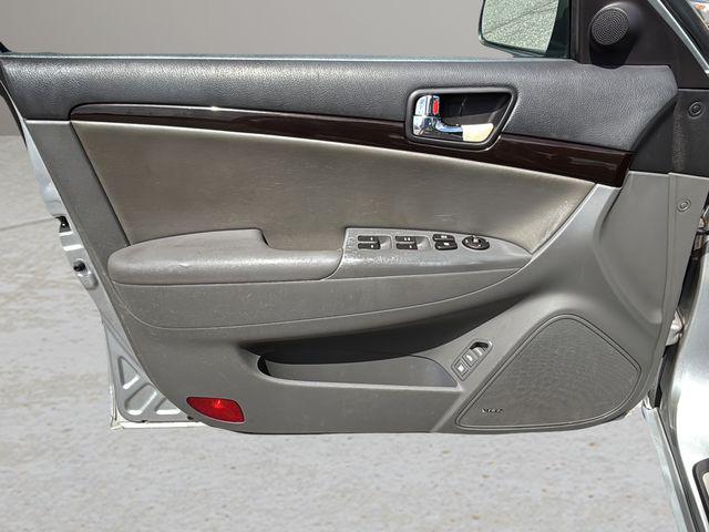 used 2009 Hyundai Sonata car, priced at $6,487
