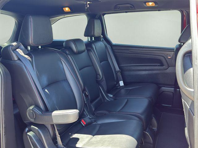 used 2025 Honda Odyssey car, priced at $38,887