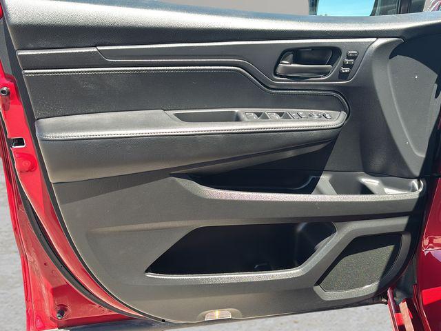 used 2025 Honda Odyssey car, priced at $38,887