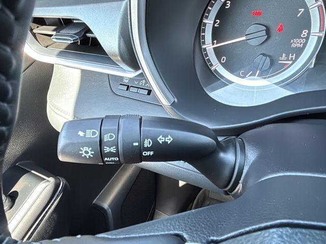 used 2025 Toyota Highlander car, priced at $47,887