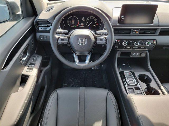 new 2025 Honda Pilot car, priced at $47,125