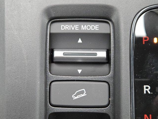 new 2026 Honda CR-V Hybrid car, priced at $40,215