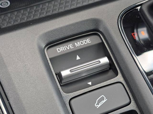 new 2026 Honda CR-V Hybrid car, priced at $39,683