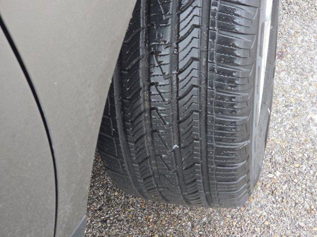 used 2013 Ford Edge car, priced at $7,500