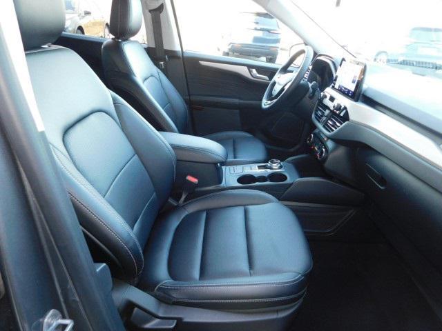 used 2022 Ford Escape car, priced at $25,699