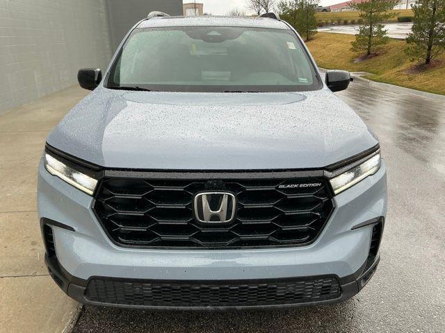 used 2025 Honda Pilot car, priced at $48,900