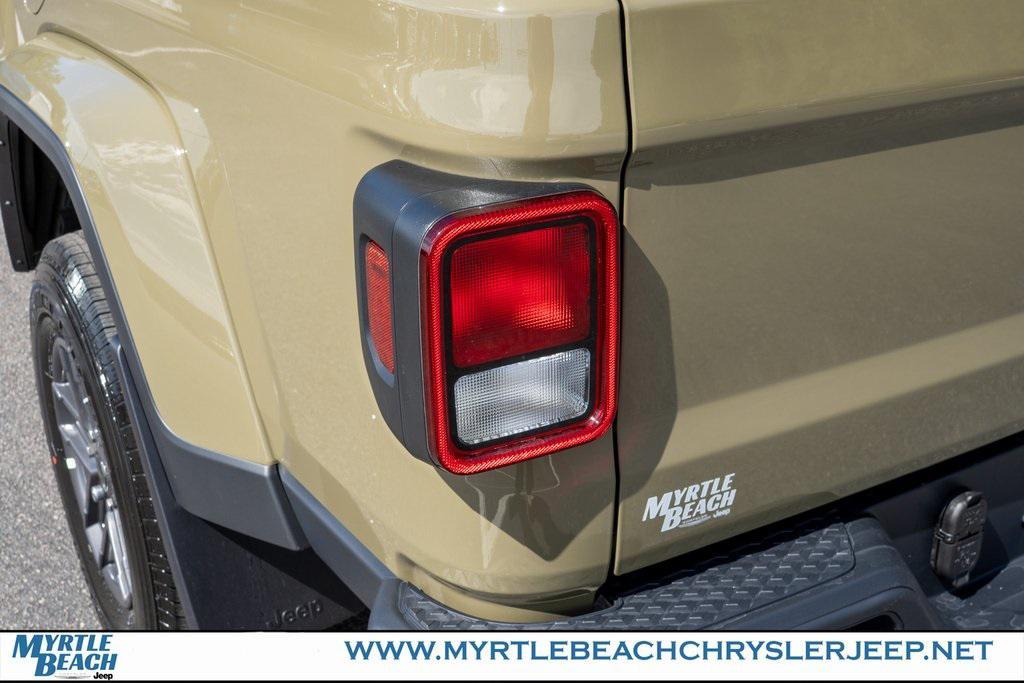 new 2025 Jeep Gladiator car, priced at $44,408