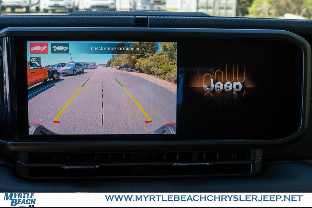 new 2025 Jeep Gladiator car, priced at $54,985