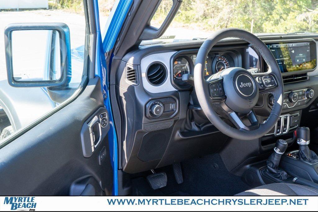 new 2026 Jeep Wrangler car, priced at $43,252