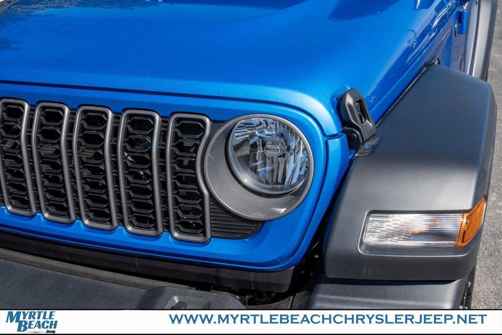 new 2026 Jeep Wrangler car, priced at $43,252