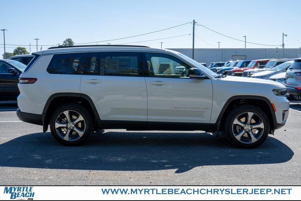 new 2025 Jeep Grand Cherokee L car, priced at $46,739