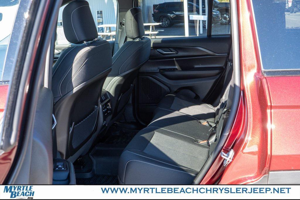 used 2025 Jeep Grand Cherokee car, priced at $35,999