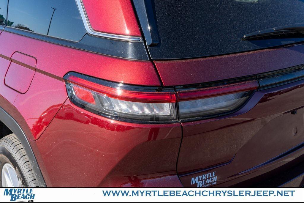 used 2025 Jeep Grand Cherokee car, priced at $35,999