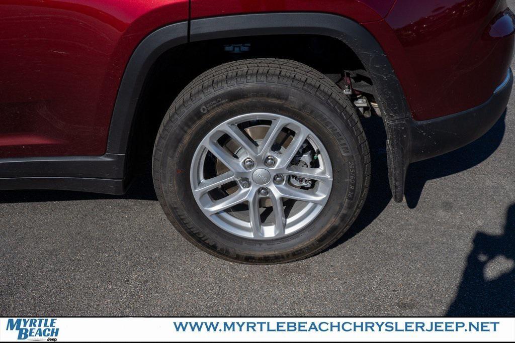 used 2025 Jeep Grand Cherokee car, priced at $35,999