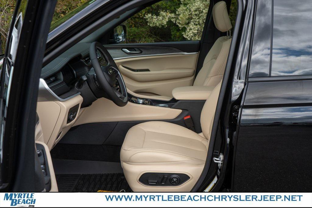 new 2025 Jeep Grand Cherokee L car, priced at $49,420