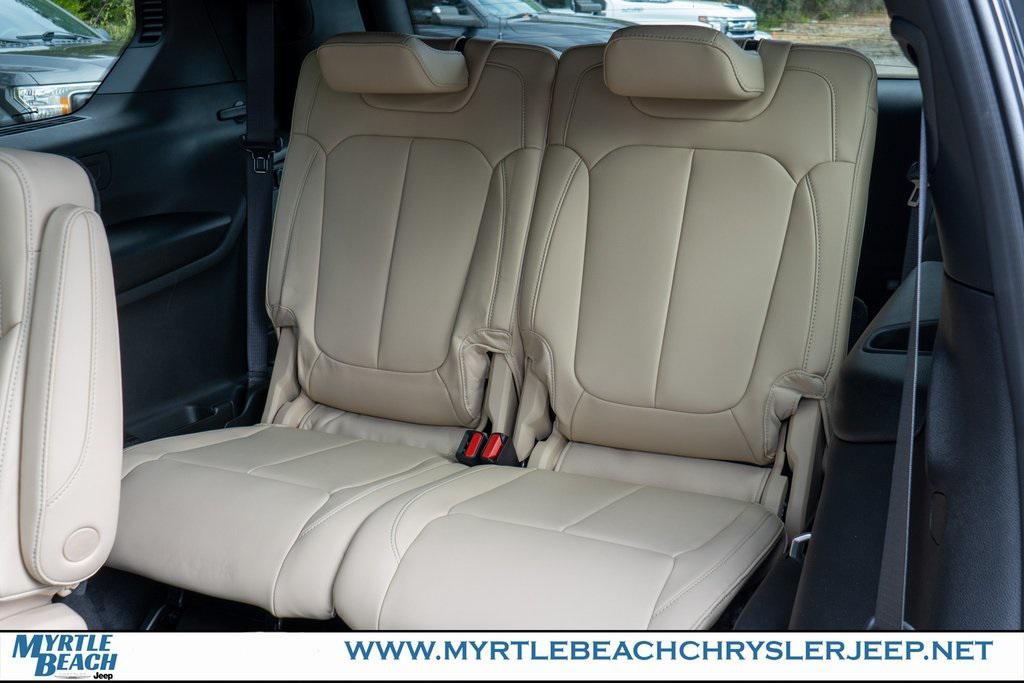 new 2025 Jeep Grand Cherokee L car, priced at $49,420