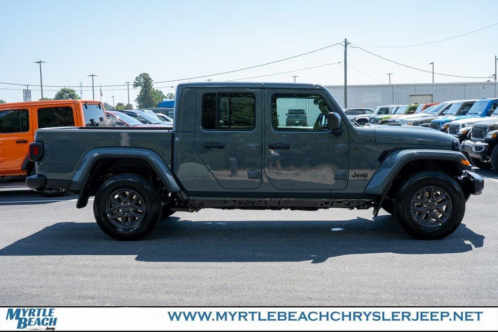 new 2025 Jeep Gladiator car, priced at $44,408