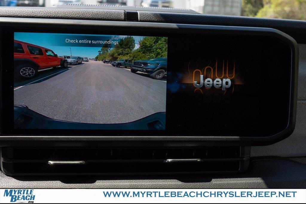 new 2025 Jeep Gladiator car, priced at $44,408