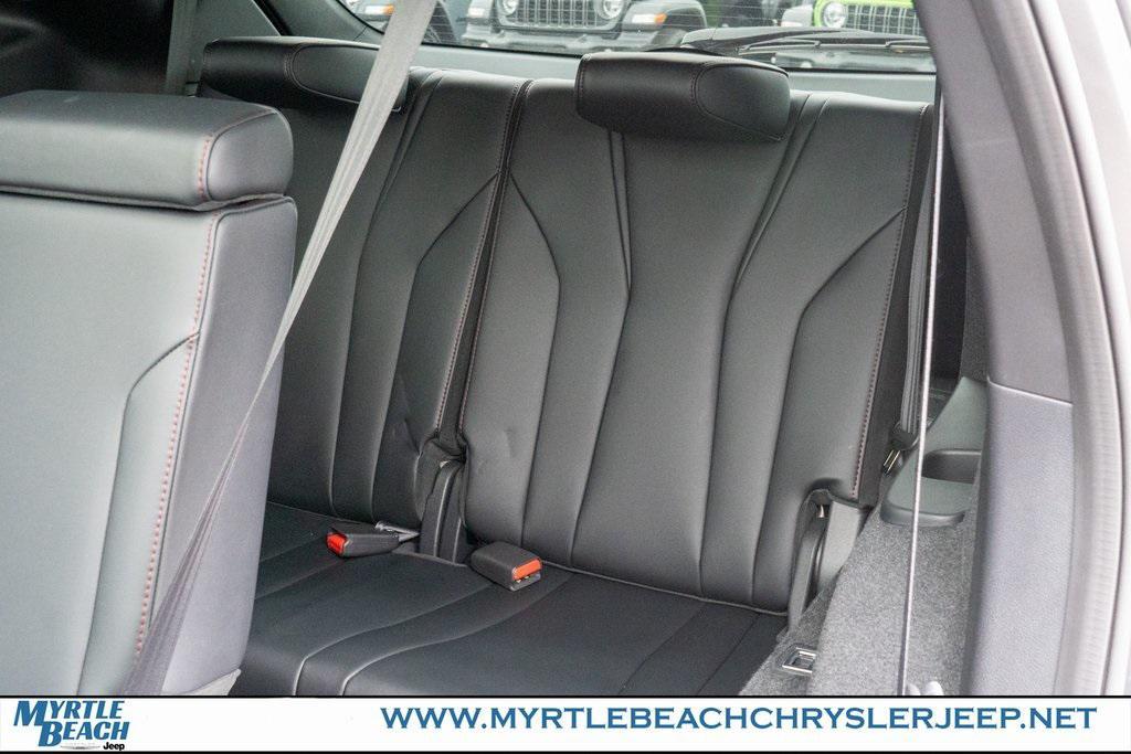 used 2023 Acura MDX car, priced at $34,986