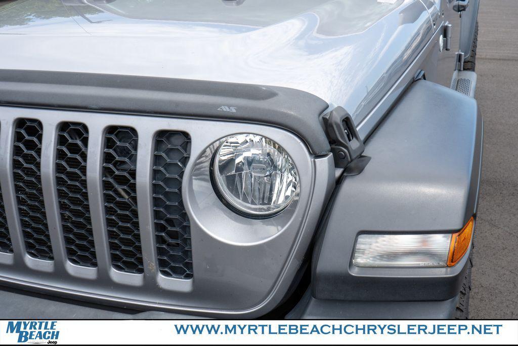 used 2020 Jeep Gladiator car, priced at $29,999