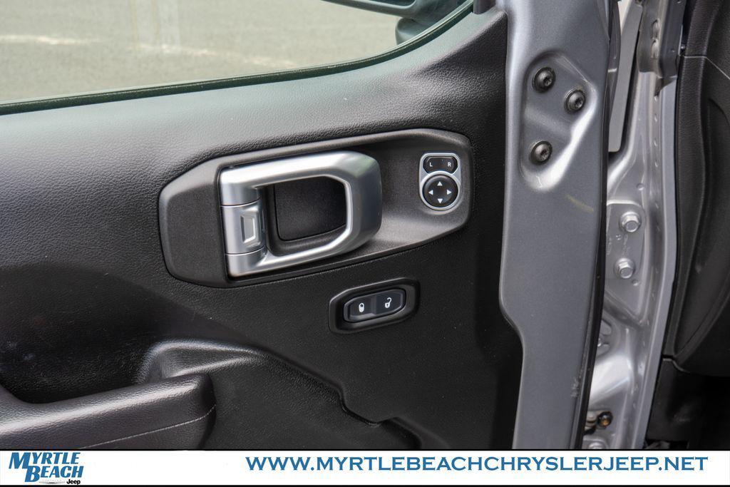 used 2020 Jeep Gladiator car, priced at $29,999