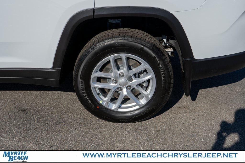 new 2025 Jeep Grand Cherokee L car, priced at $37,359